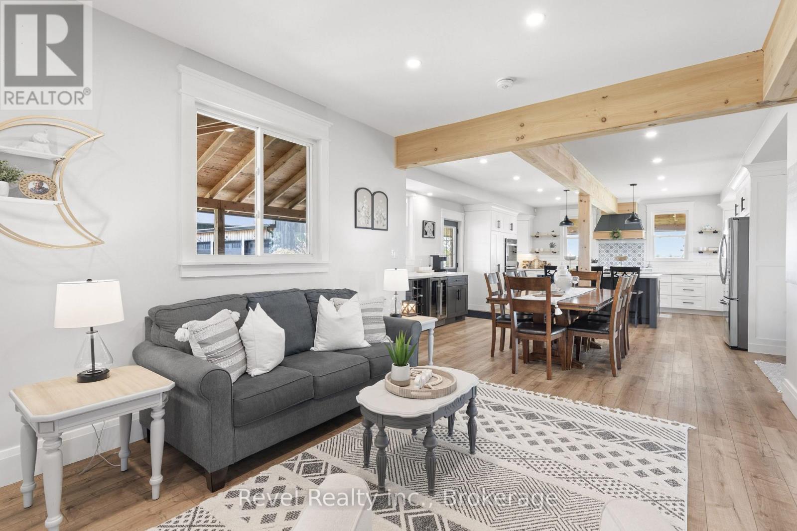454 COLBORNE STREET W - 9