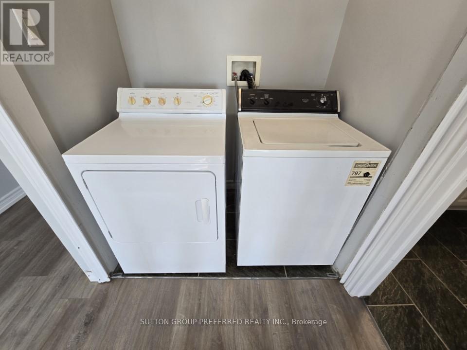 453 BATHURST STREET - 10