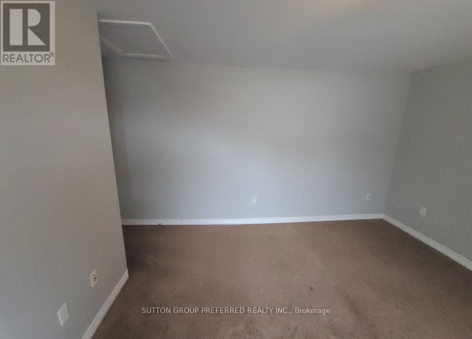 453 BATHURST STREET - 18