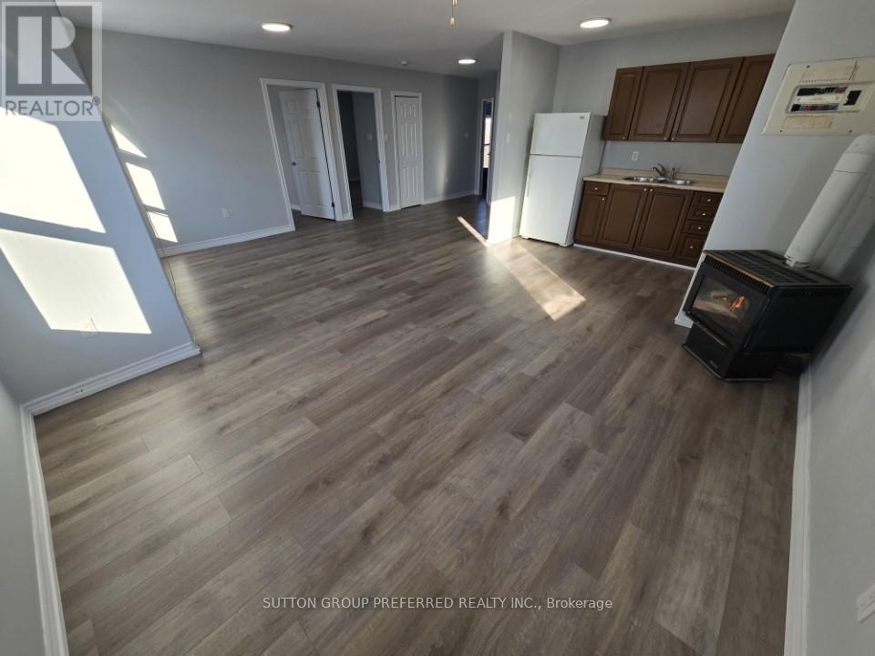 453 BATHURST STREET - 3