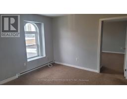 Bedroom 2 - 453 Bathurst Street, London East, ON N6B1P4 Photo 8
