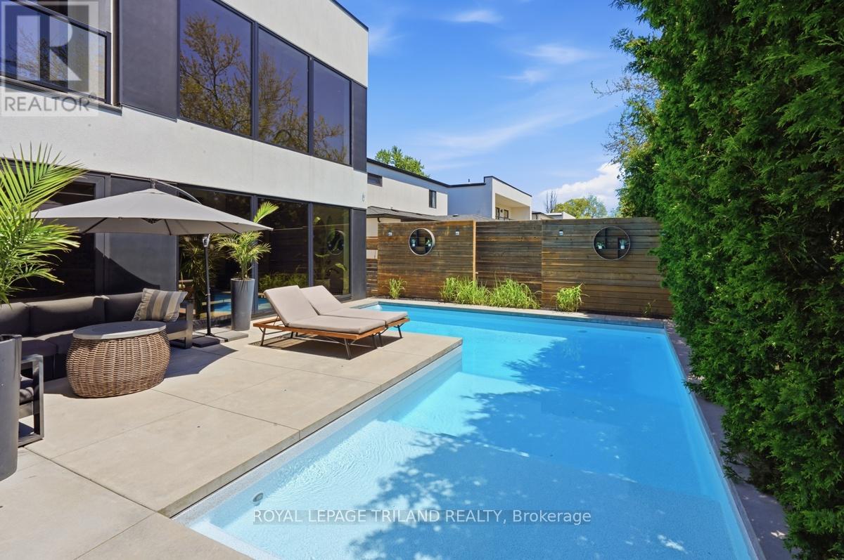 #6 1452 BYRON BASELINE ROAD - 38