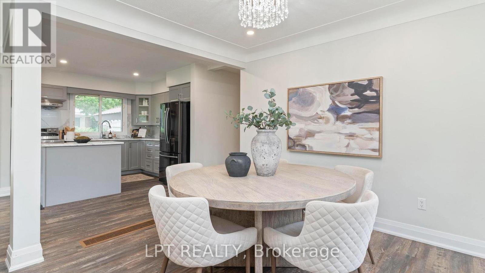 637 ROSS STREET - 8