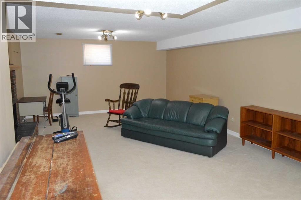 4826 58 Street - 9