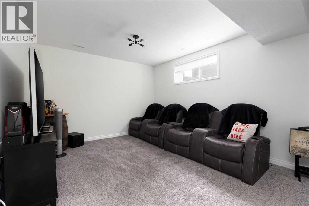 331 Falcon Drive - 34