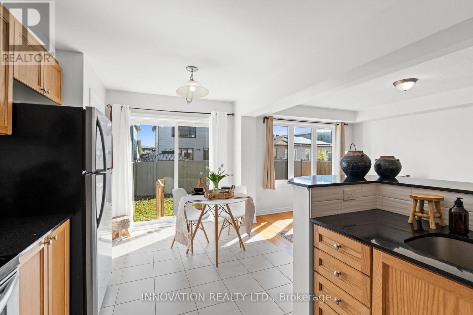 389 ROUNCEY ROAD - 21