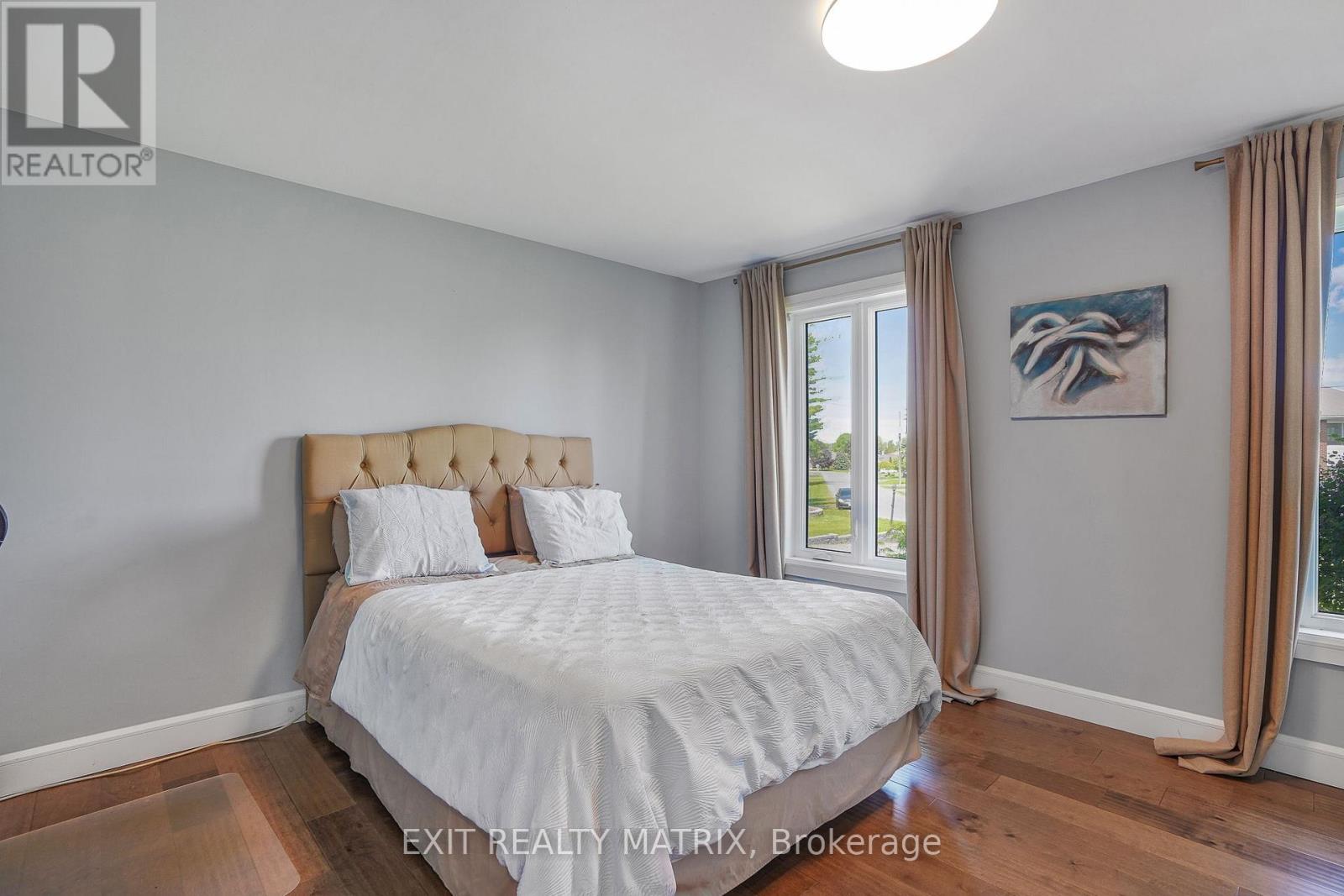 768 DEWHURST AVENUE - 14