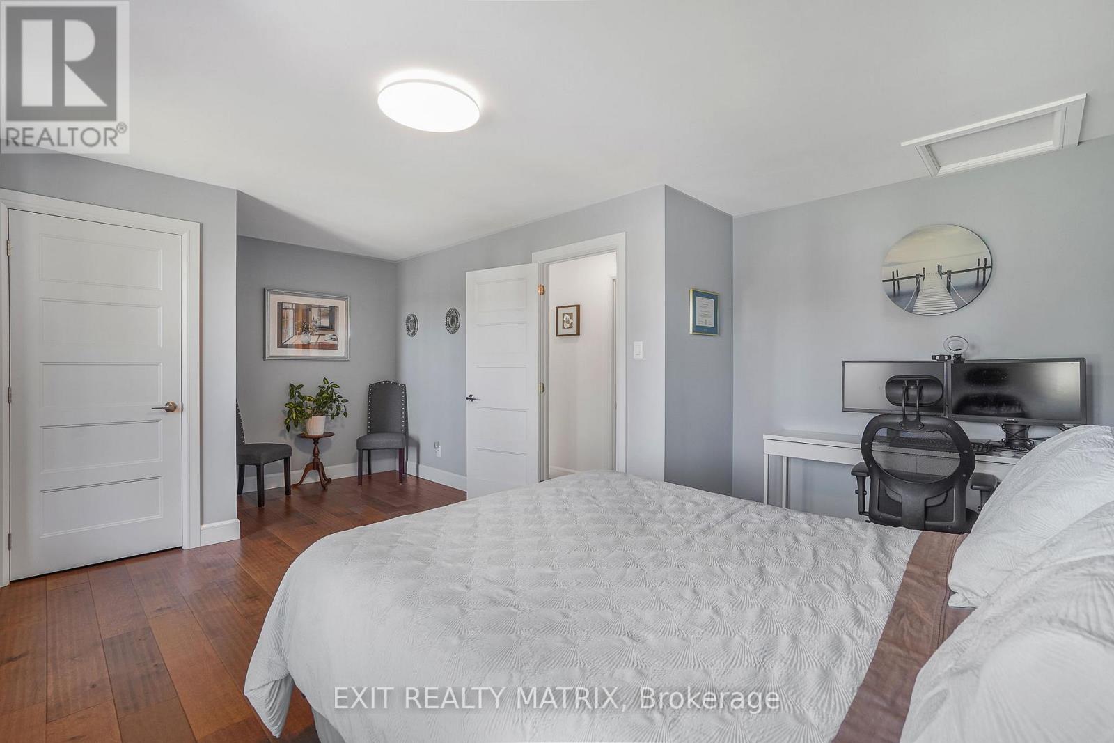 768 DEWHURST AVENUE - 15