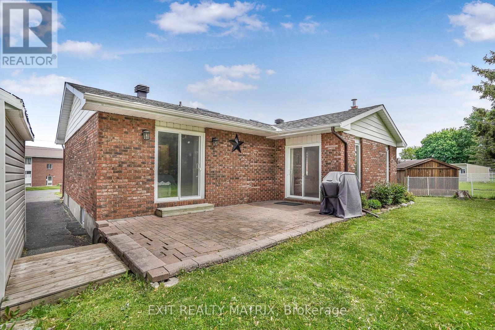 768 DEWHURST AVENUE - 26
