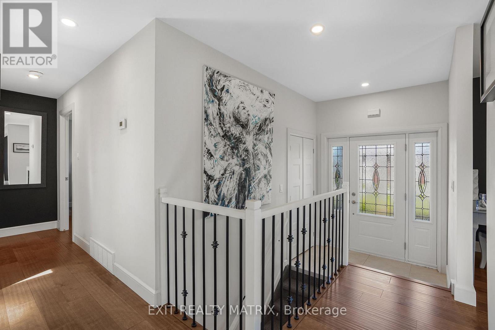 768 DEWHURST AVENUE - 4