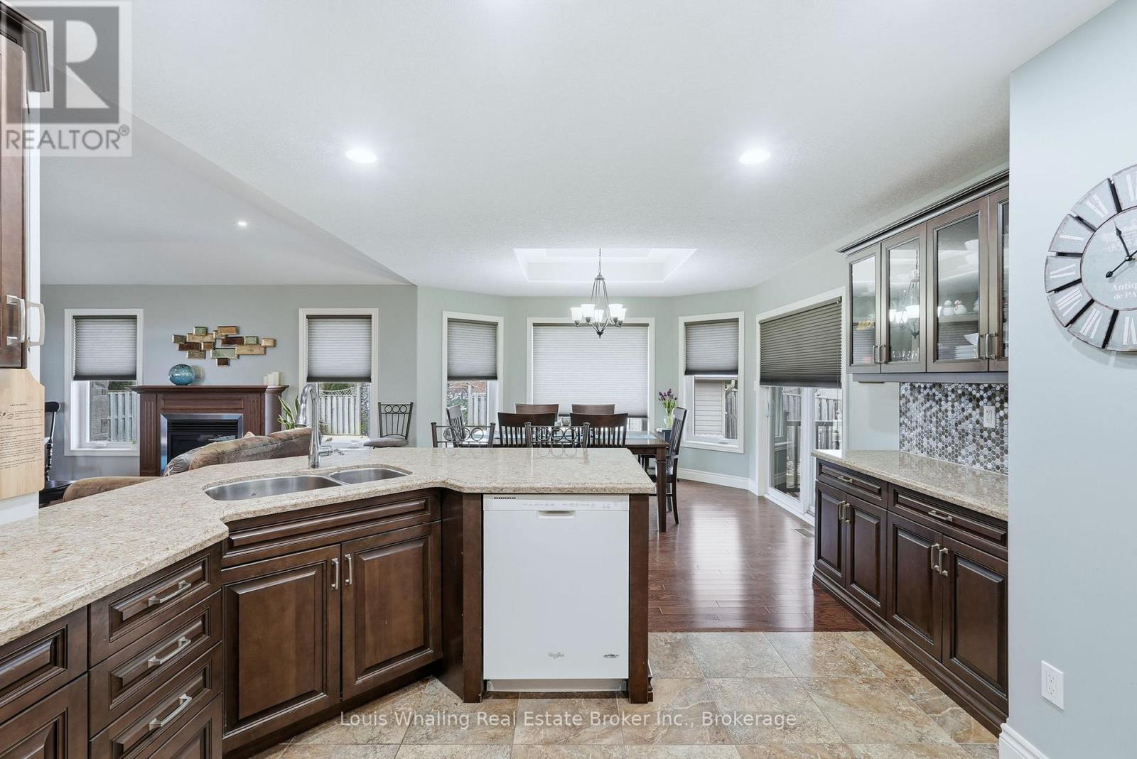 405 2ND STREET S - 11