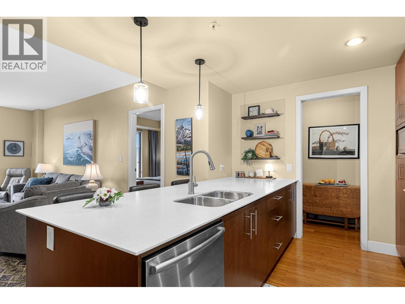 #1008 2040 Springfield Road - 12