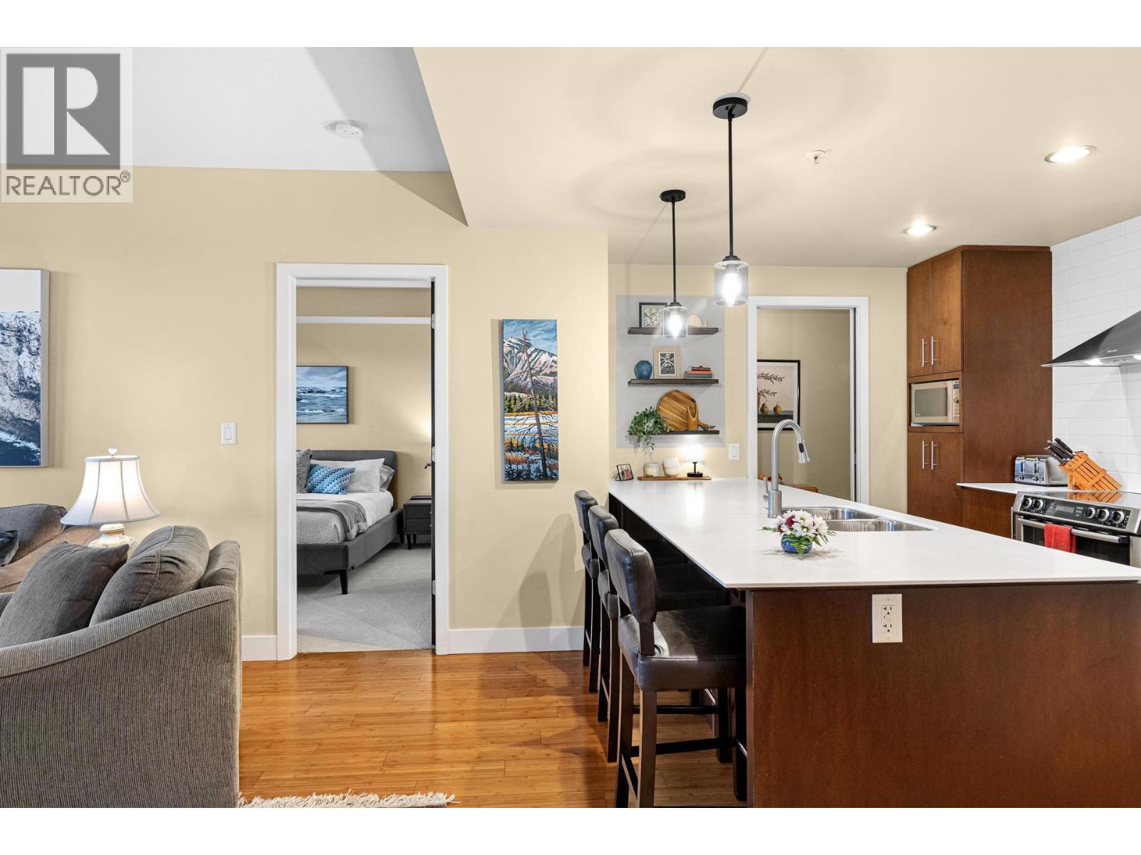 #1008 2040 Springfield Road - 14