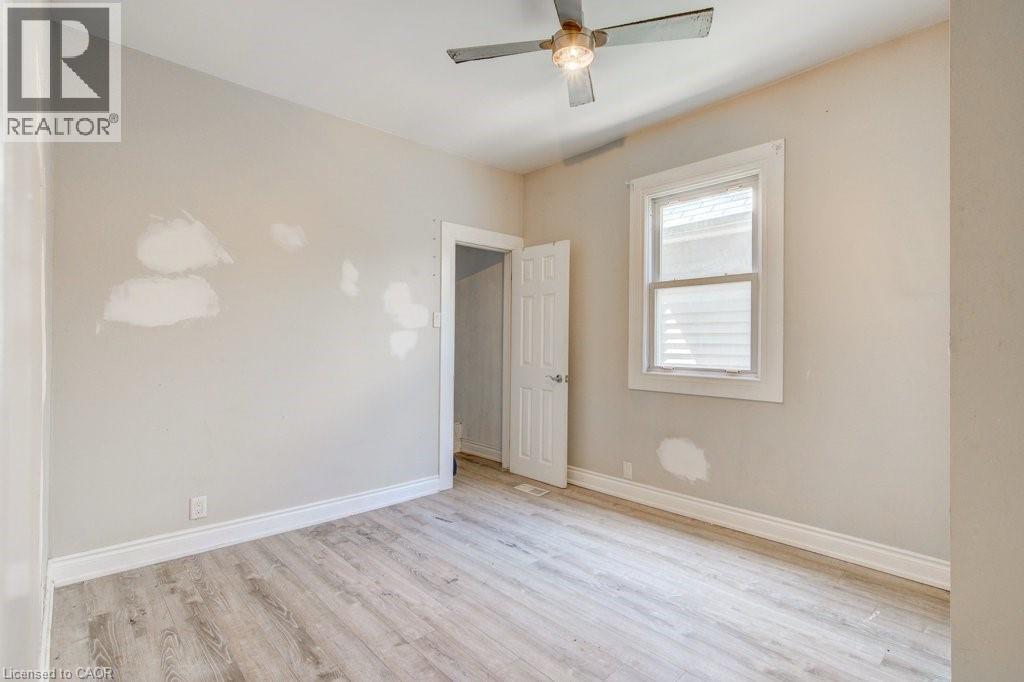 381 PIERRE Avenue - 13
