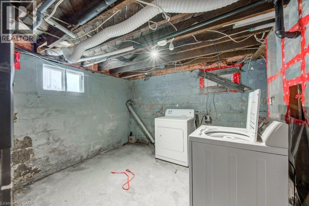 381 PIERRE Avenue - 31