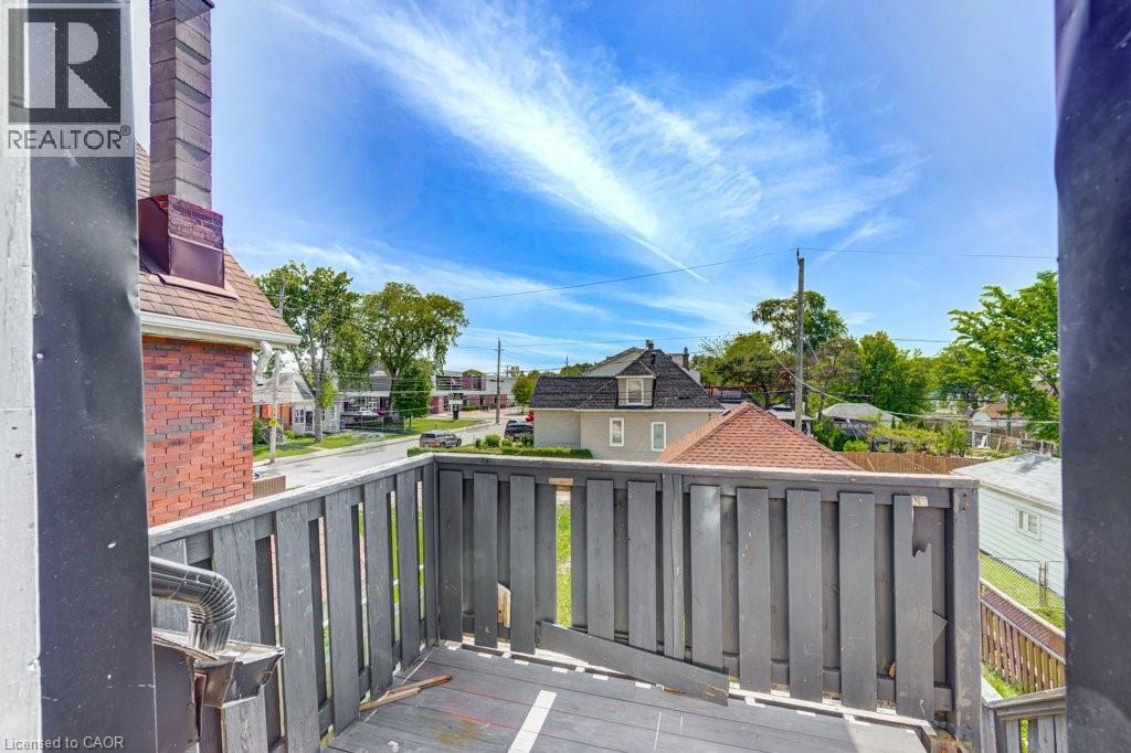 381 PIERRE Avenue - 48