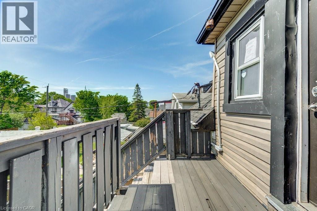381 PIERRE Avenue - 49