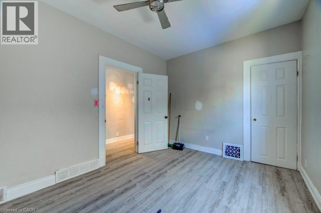 381 PIERRE Avenue - 9