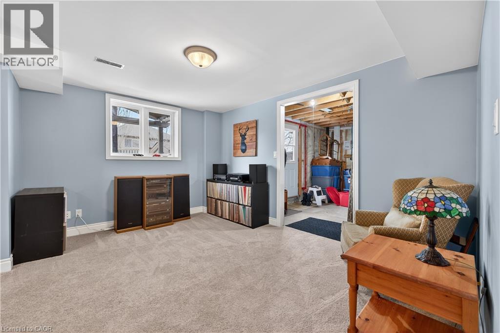17 HEATHCOTE Court - 24