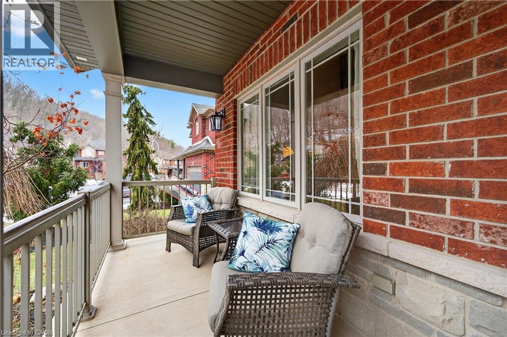 17 HEATHCOTE Court - 36