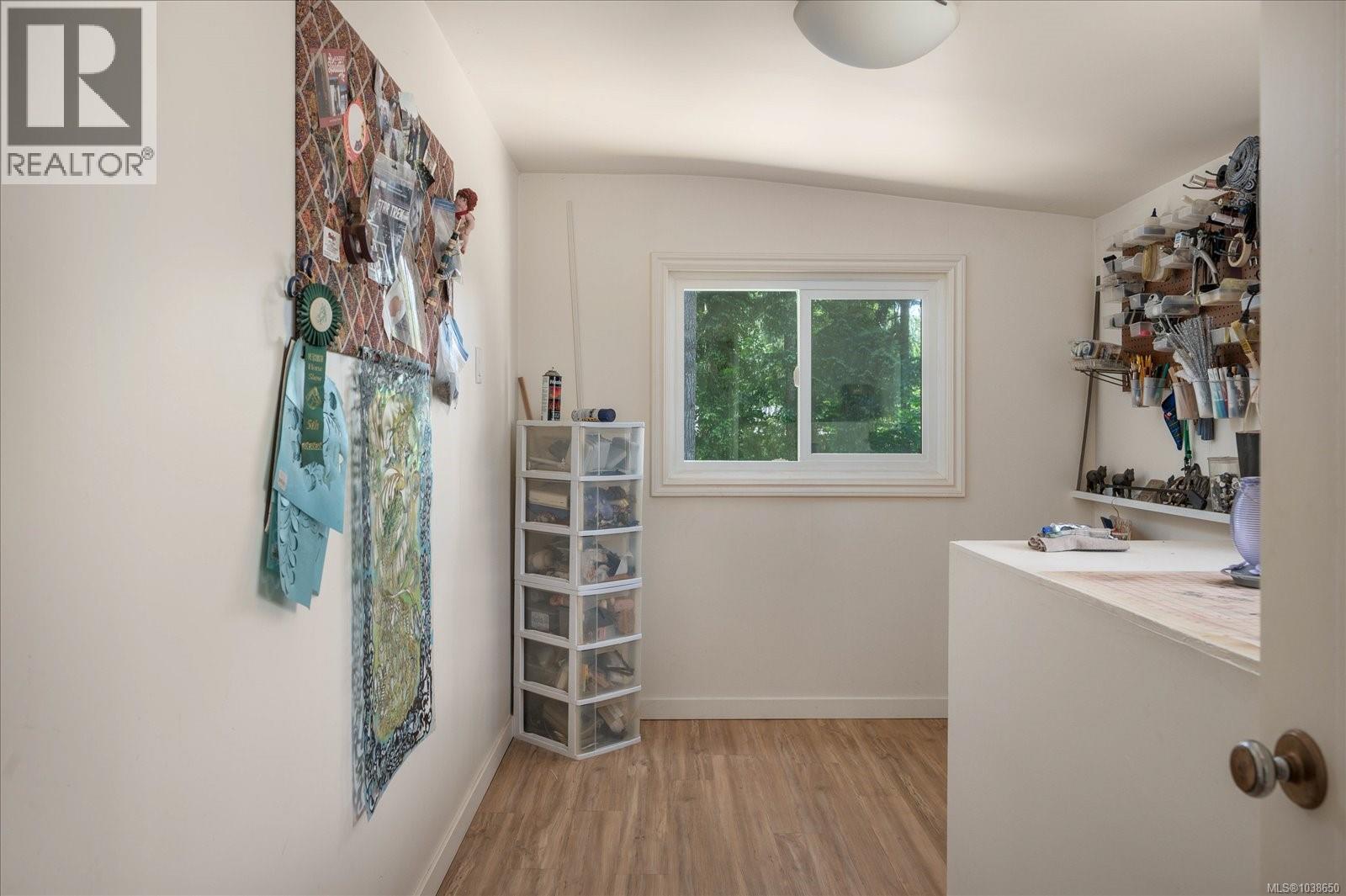 8959 Chemainus Rd - 21