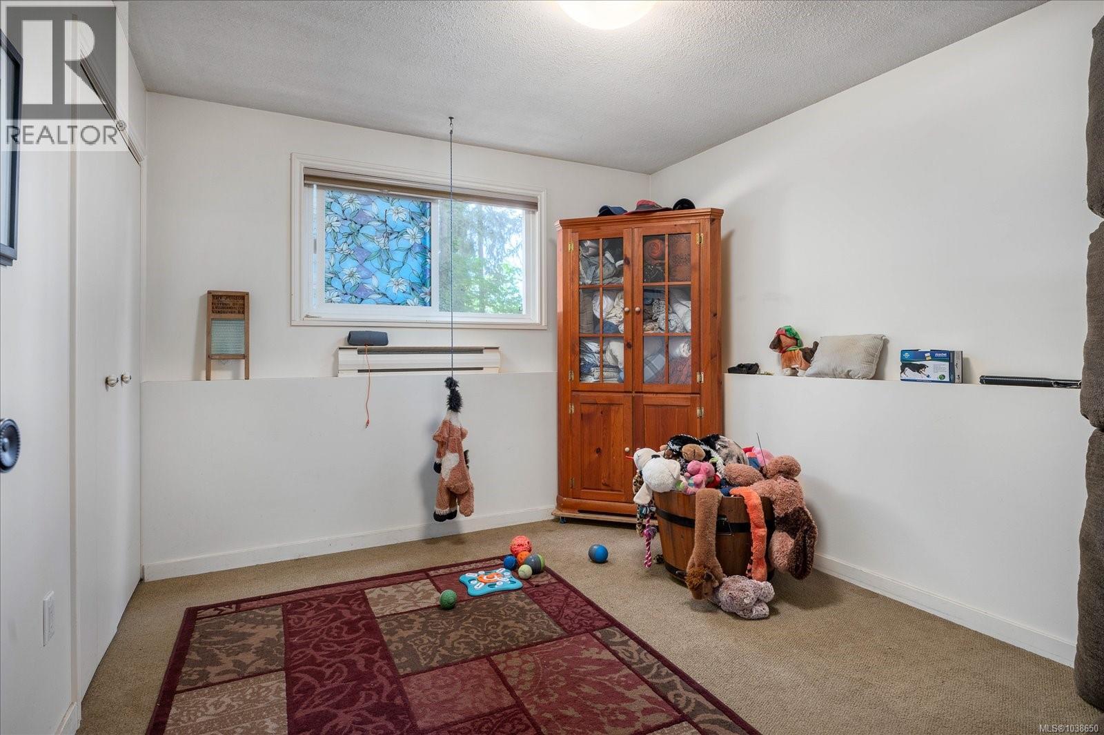 8959 Chemainus Rd - 32
