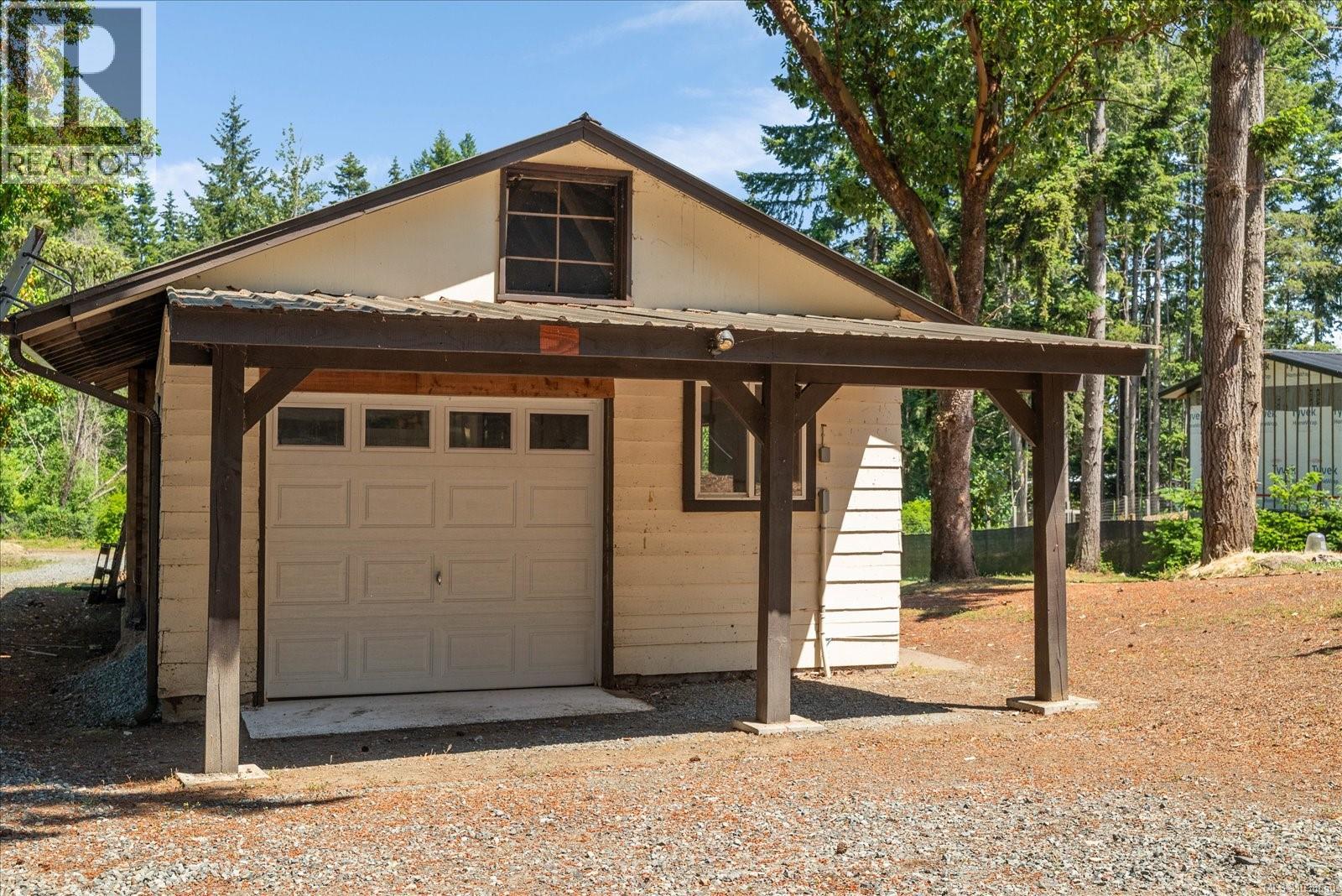 8959 Chemainus Rd - 38