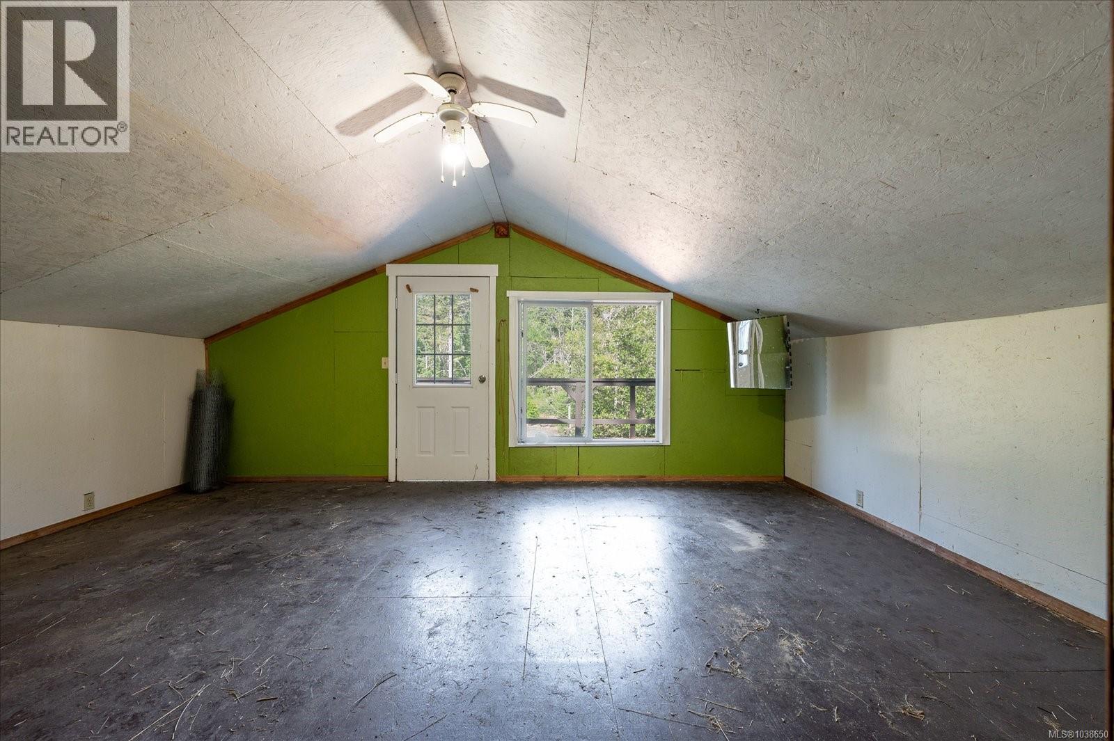 8959 Chemainus Rd - 47