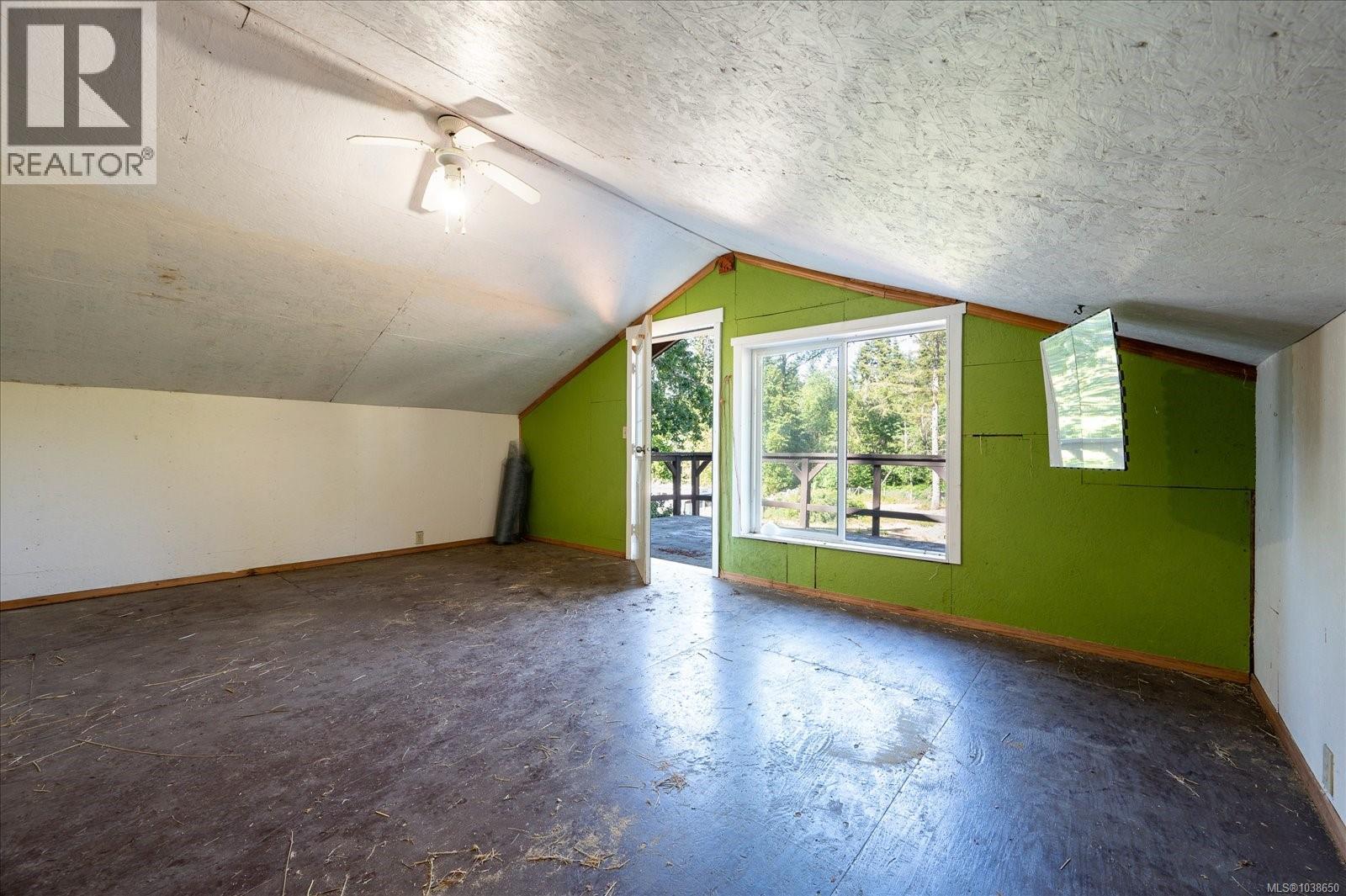 8959 Chemainus Rd - 48