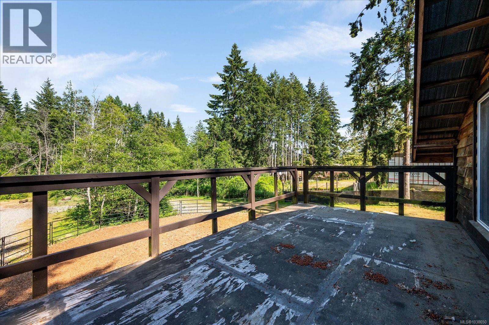 8959 Chemainus Rd - 50