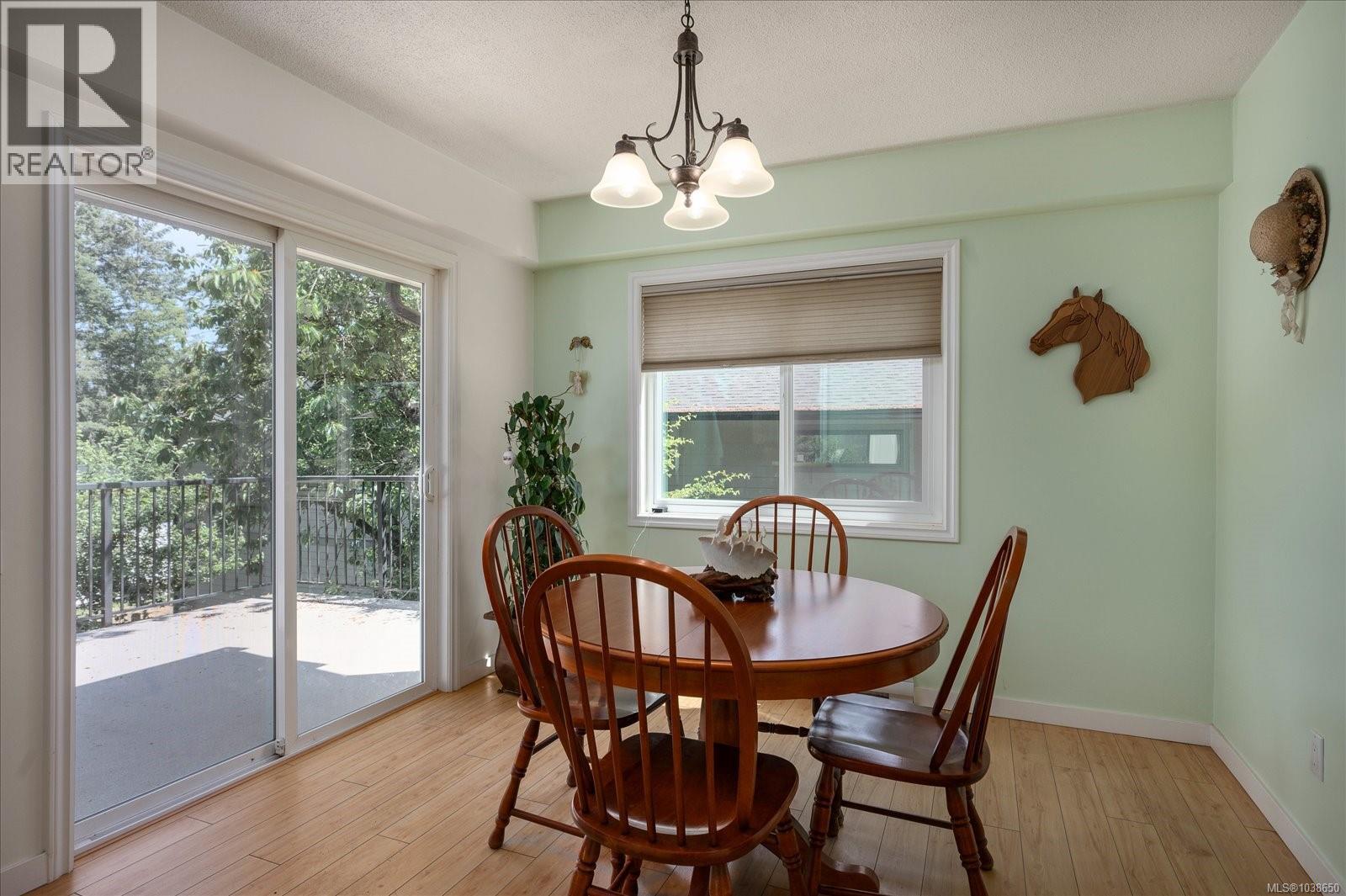8959 Chemainus Rd - 8