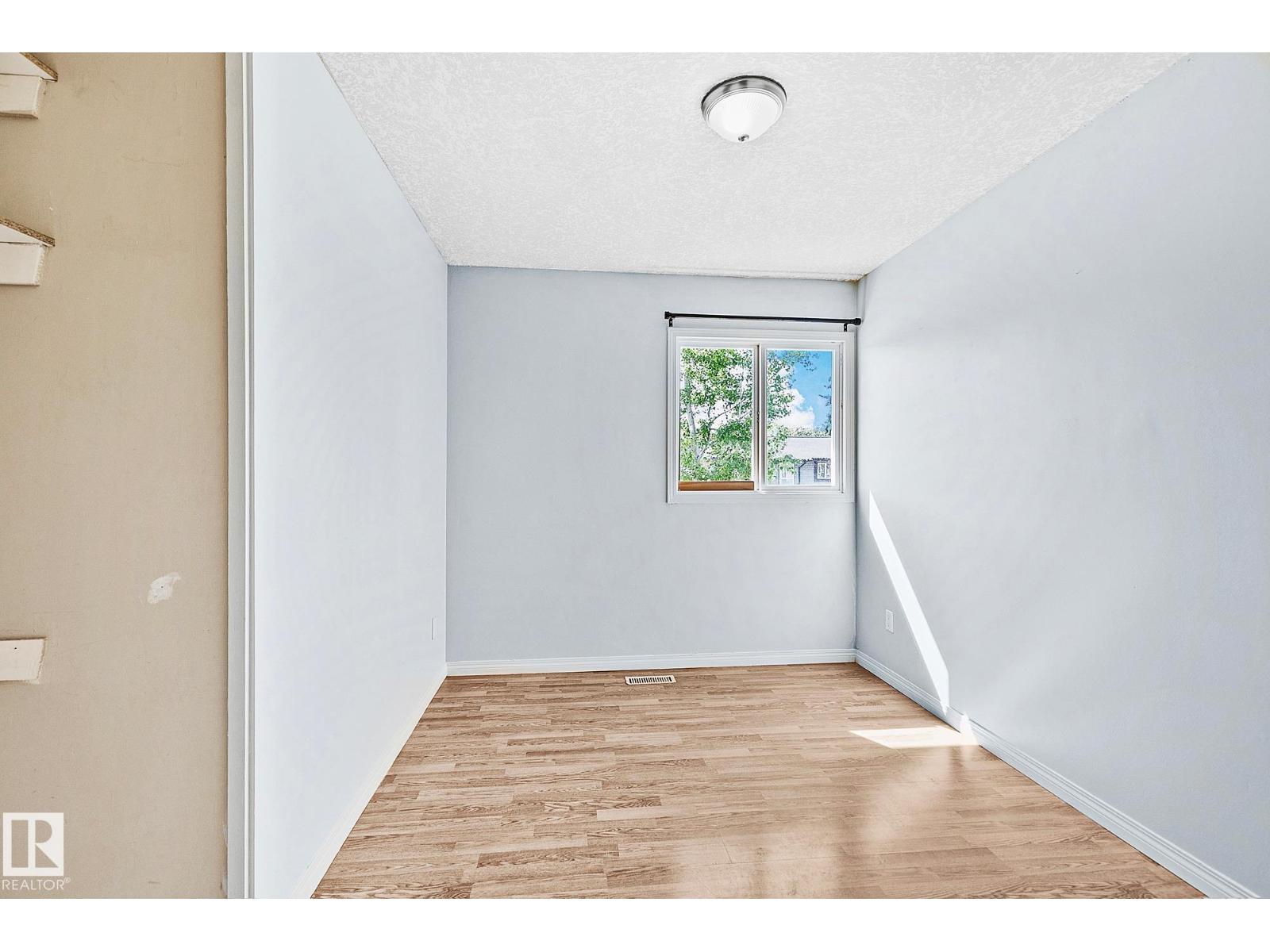17059 98 ST NW - 11
