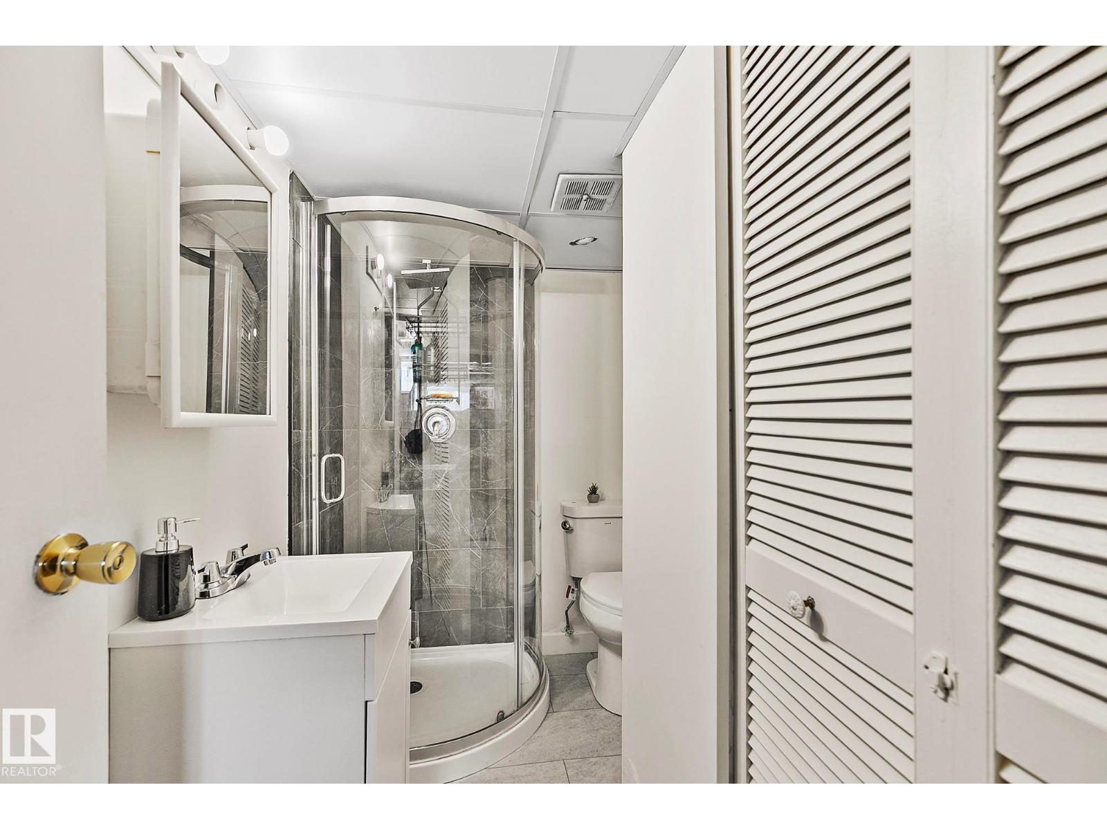 17059 98 ST NW - 22