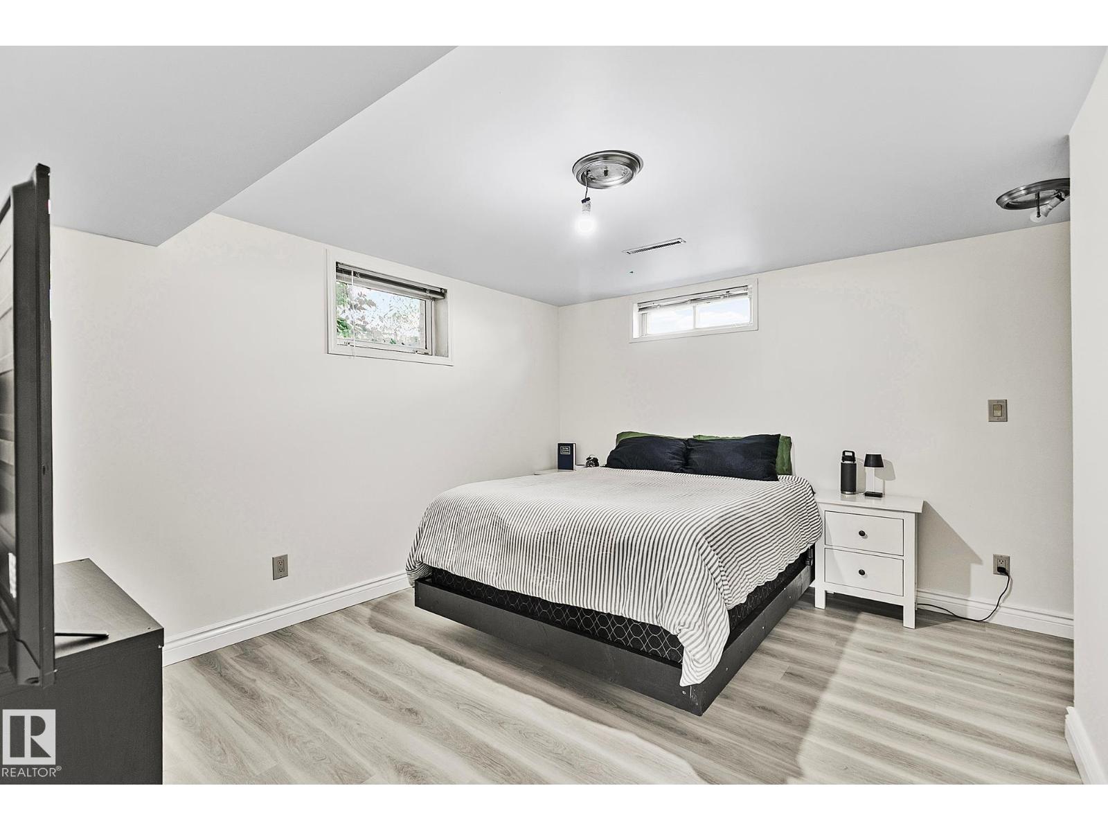 17059 98 ST NW - 23