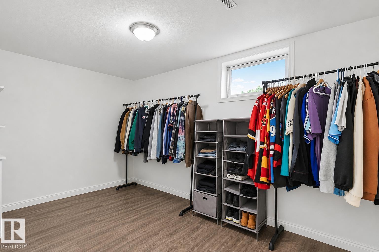 17059 98 ST NW - 25