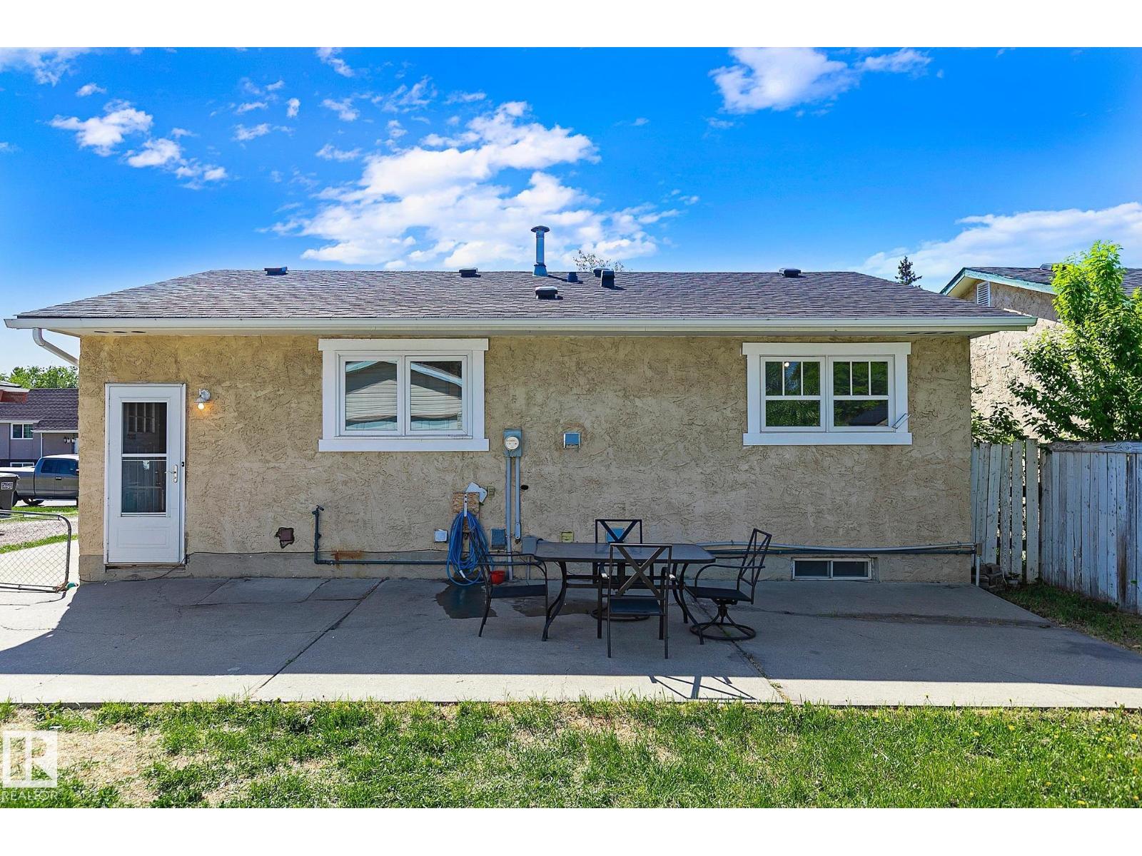 17059 98 ST NW - 29