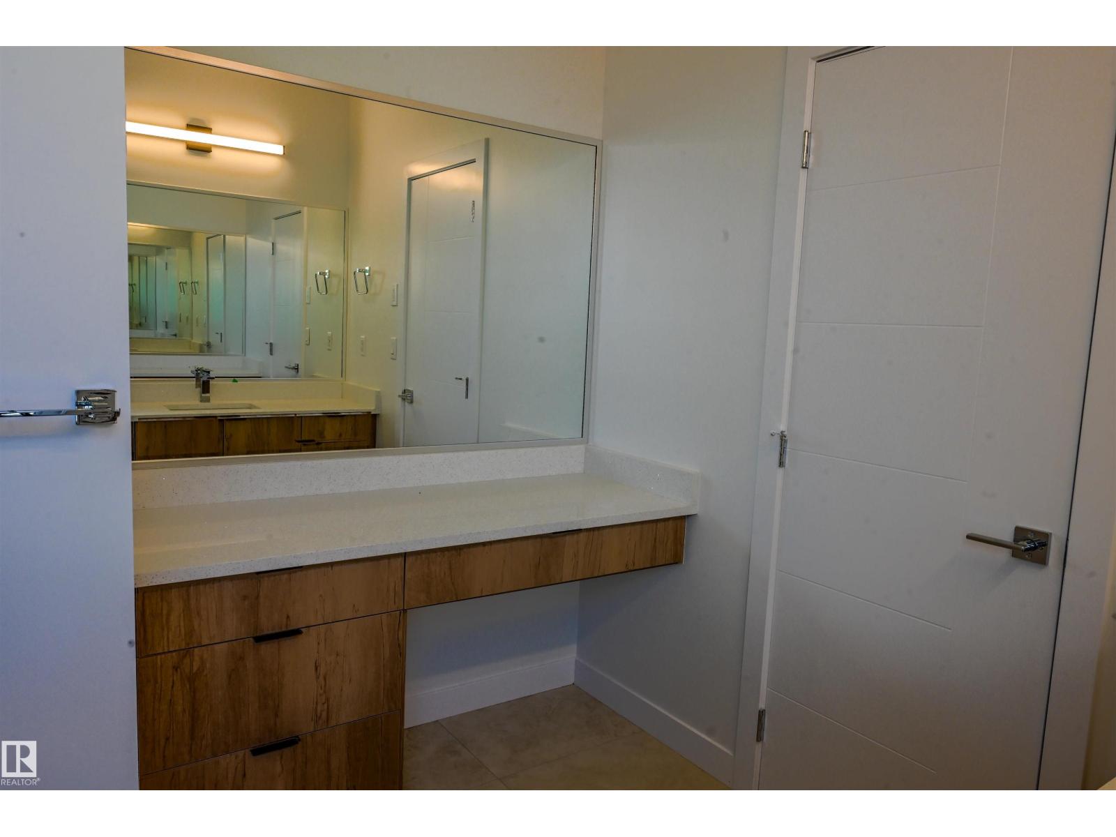 18639 130 ST NW - 25