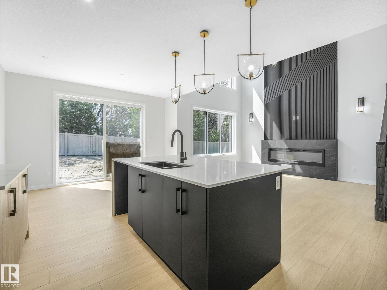 1717 CROSSBILL LO NW - Image 2