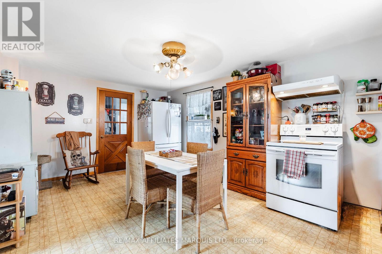 22 FROST AVENUE - 11