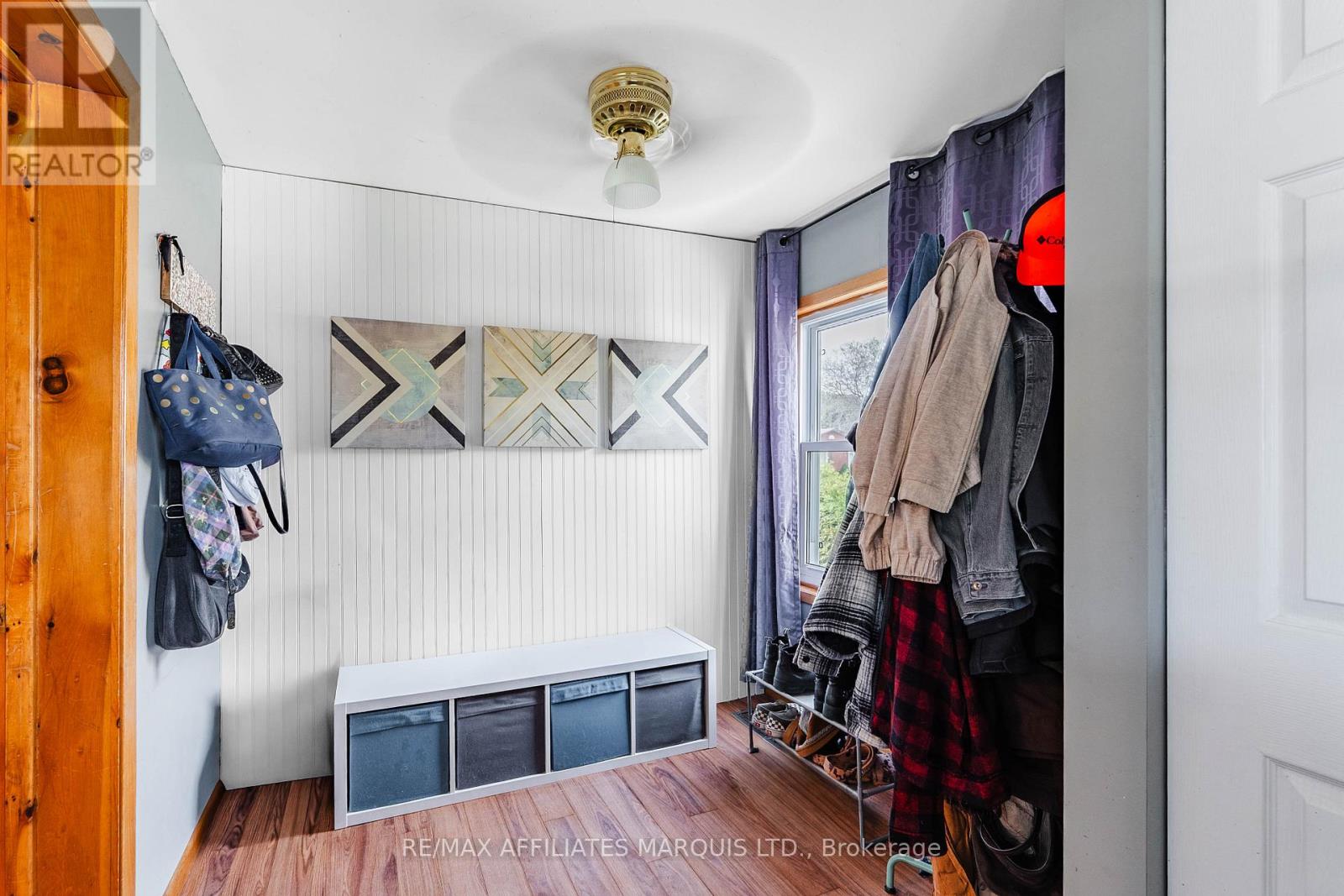 22 FROST AVENUE - 14