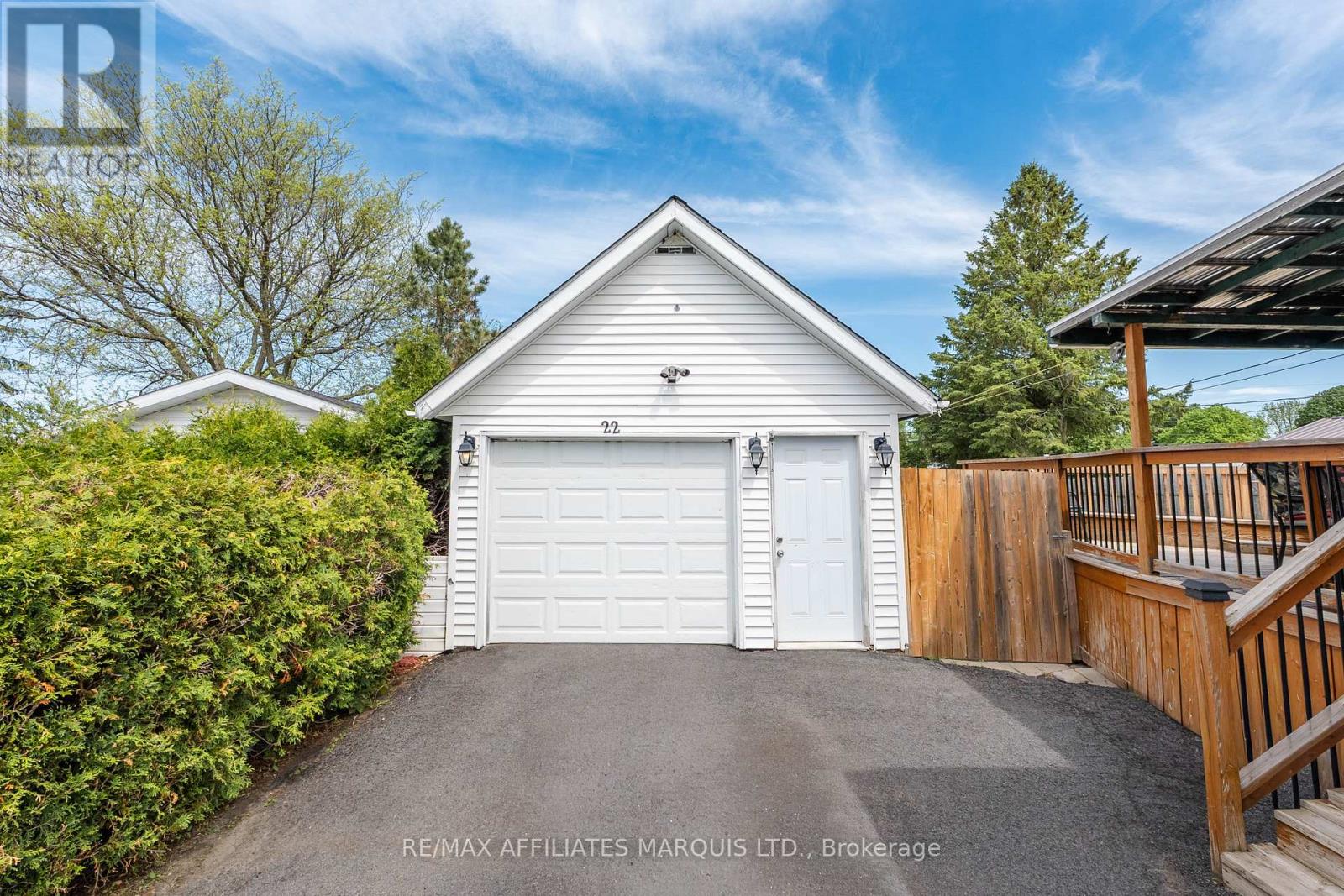 22 FROST AVENUE - 26
