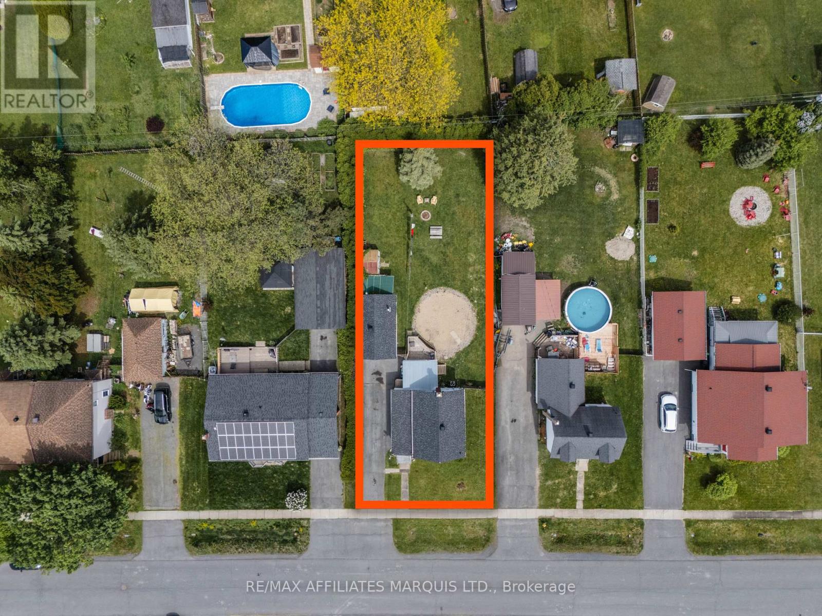 22 FROST AVENUE - 36