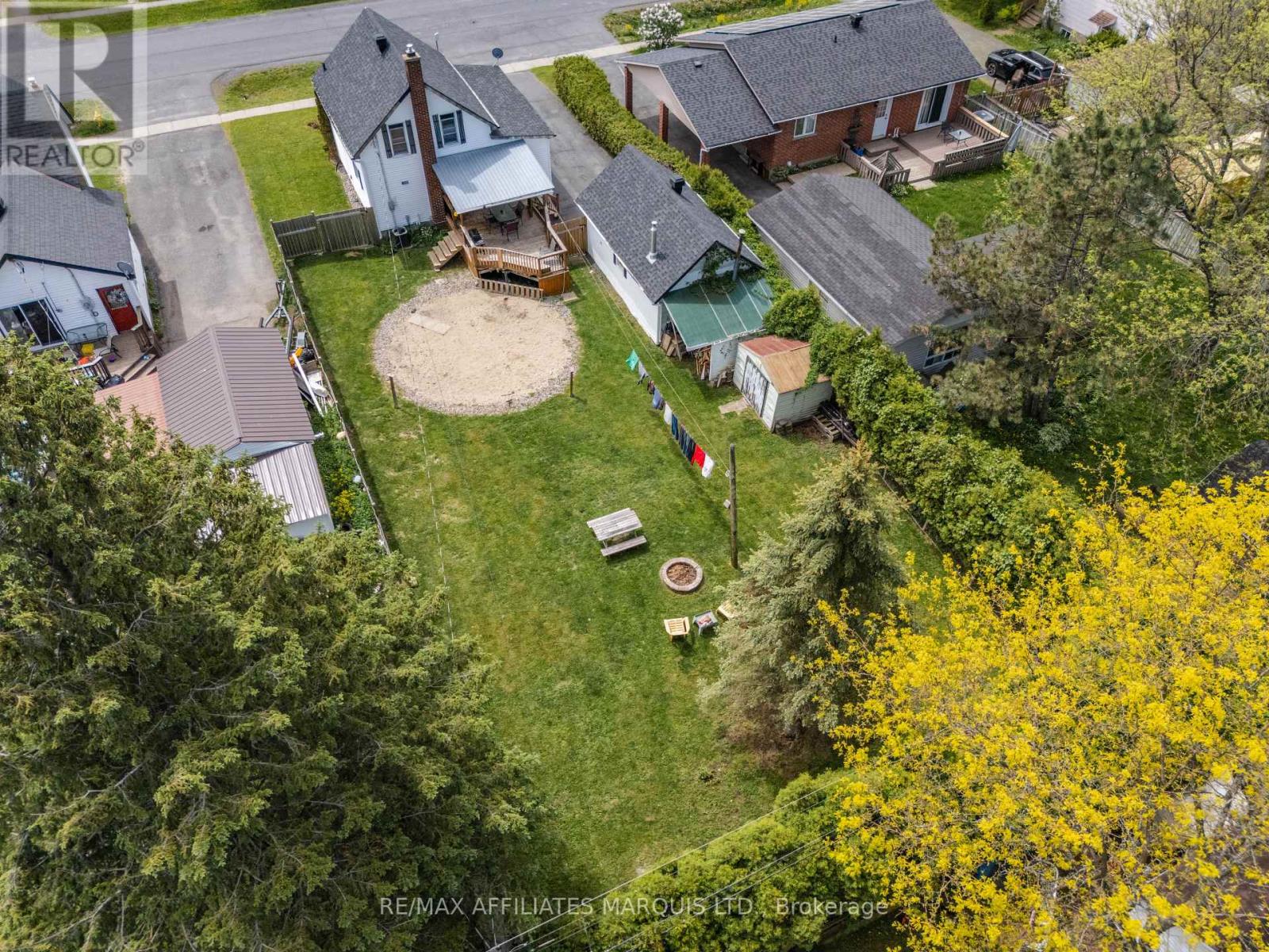 22 FROST AVENUE - 38