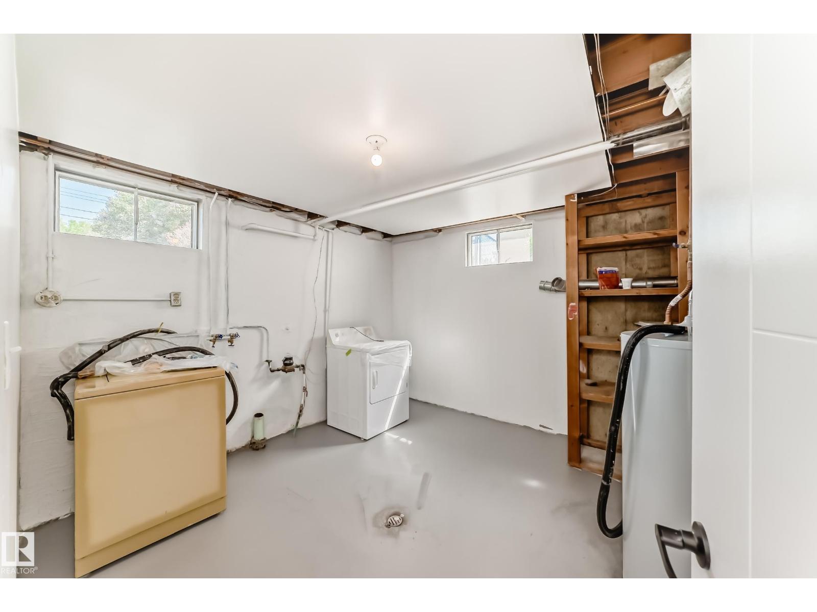 4842 116ave NW — photo 32