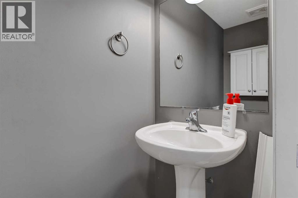 8717 65 Avenue - 12
