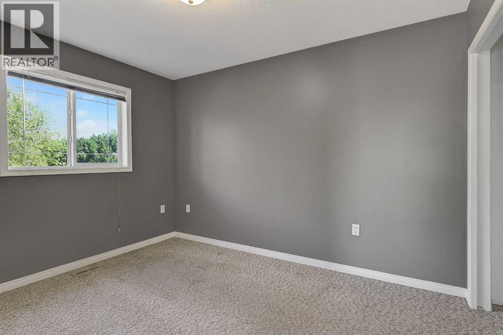 8717 65 Avenue - 13
