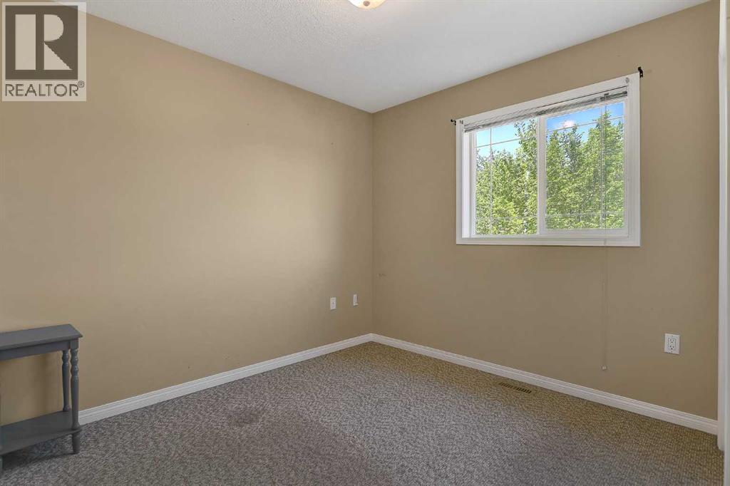 8717 65 Avenue - 16
