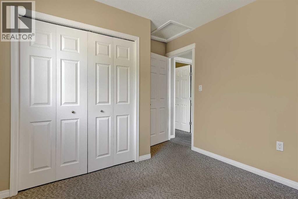 8717 65 Avenue - 17
