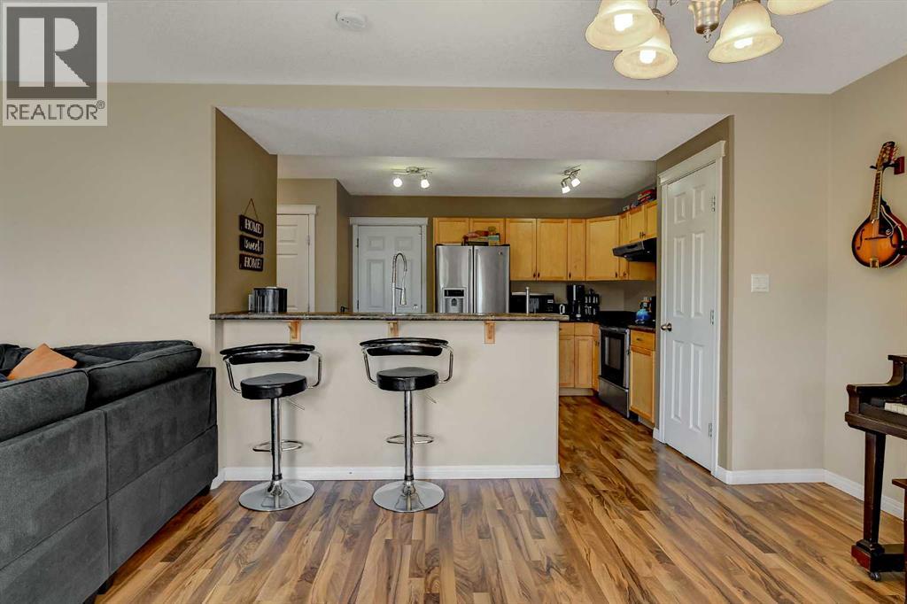 8717 65 Avenue - 4