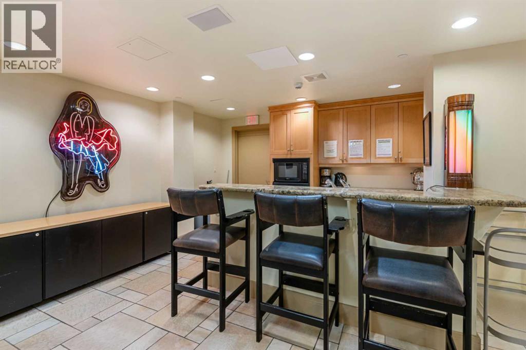 #903, 4555 Varsity Lane NW - 46